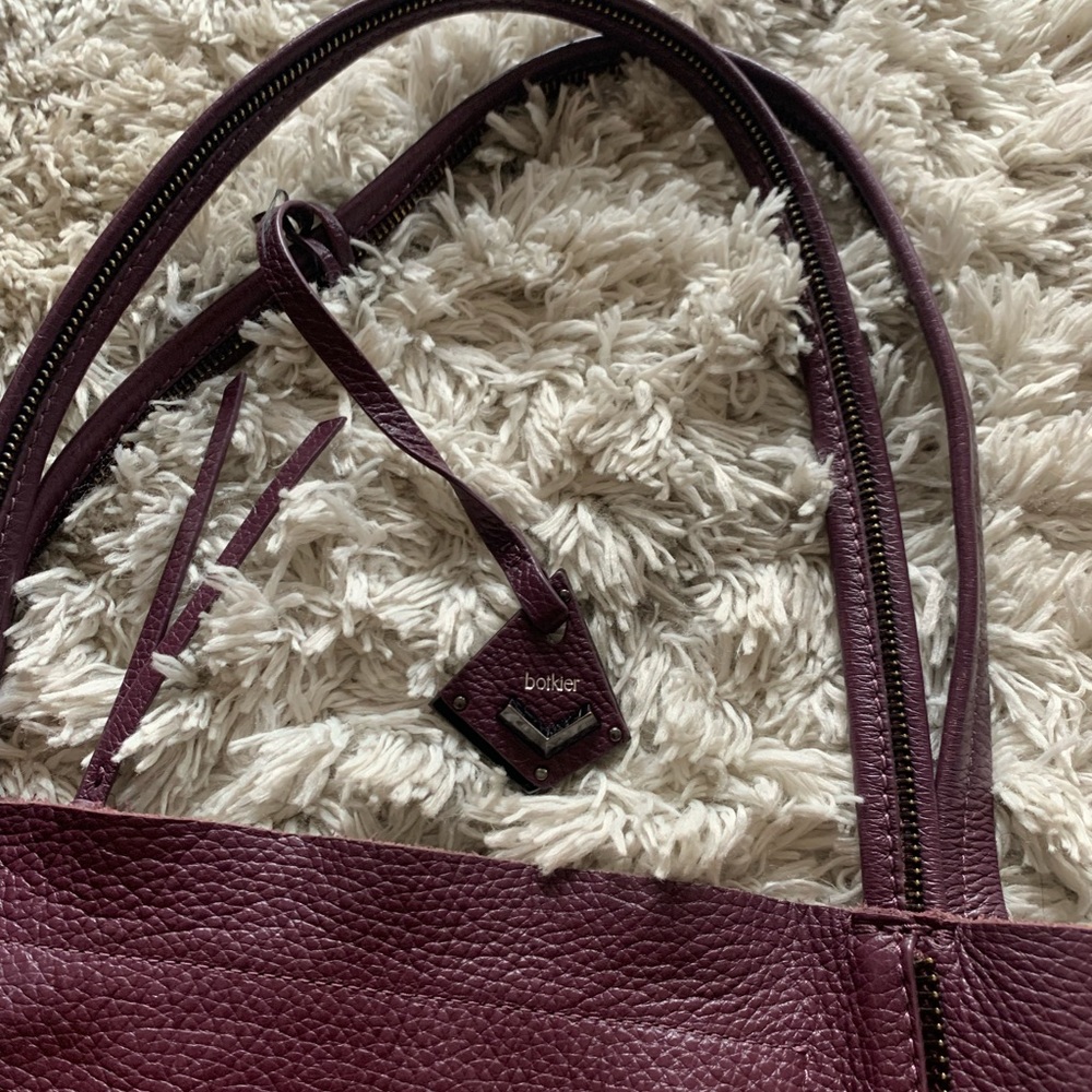 Botkier - Picture 5 of 8